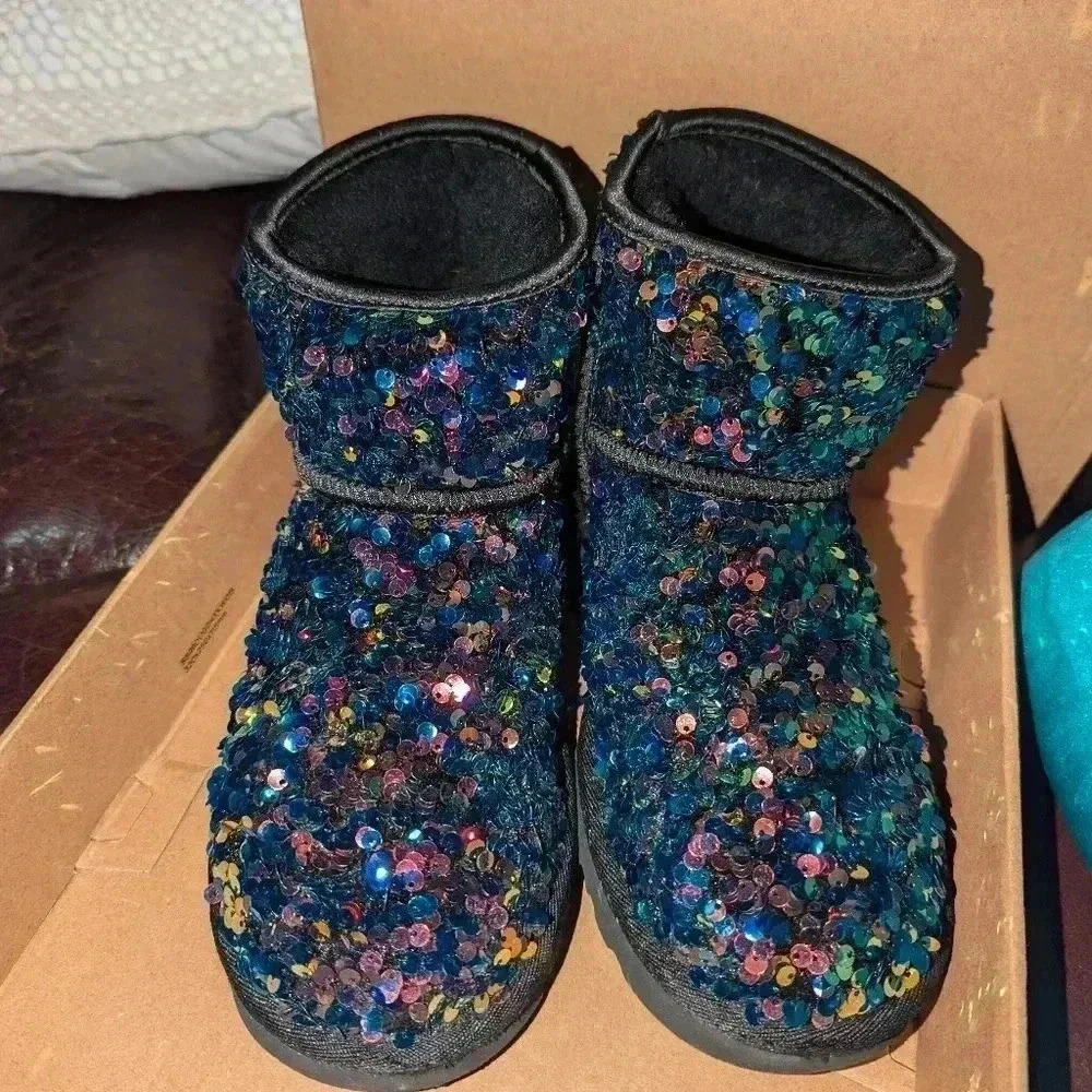 UGG booties - Picture 2 of 8